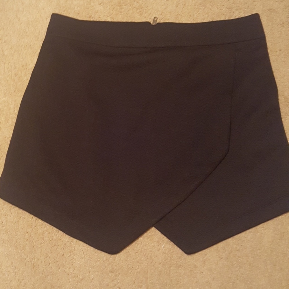 Black skirt